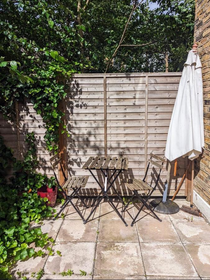 شقة لندن  في Modern Studio In Finsbury Park المظهر الخارجي الصورة