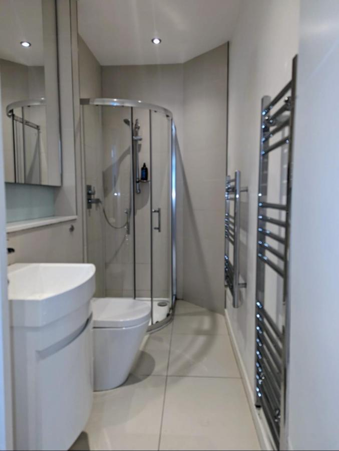 شقة لندن  في Modern Studio In Finsbury Park المظهر الخارجي الصورة