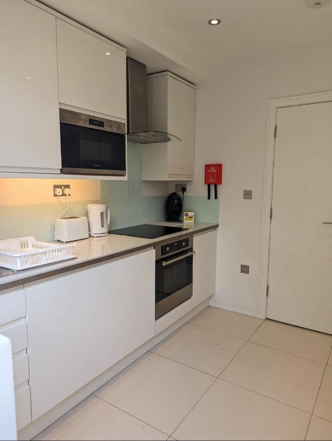 شقة لندن  في Modern Studio In Finsbury Park المظهر الخارجي الصورة