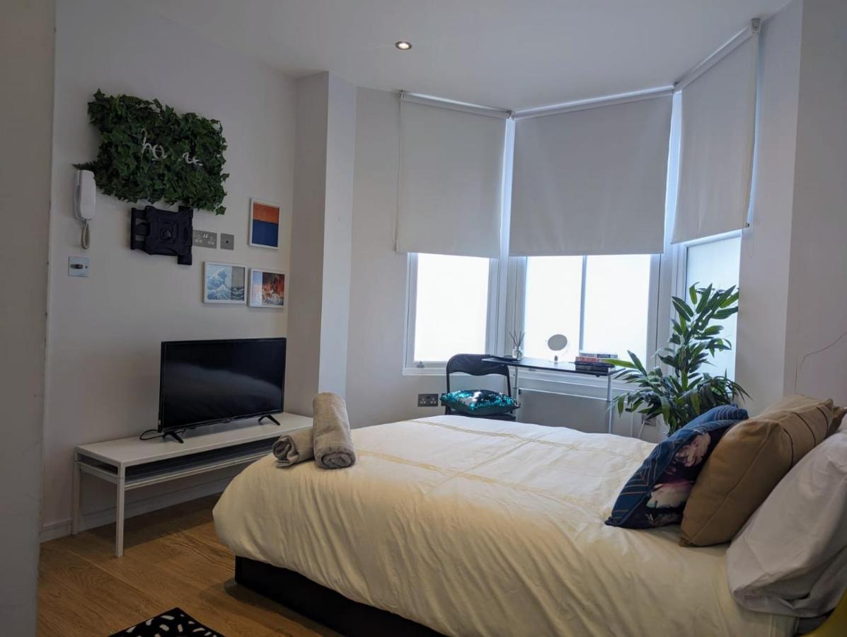 شقة لندن  في Modern Studio In Finsbury Park المظهر الخارجي الصورة